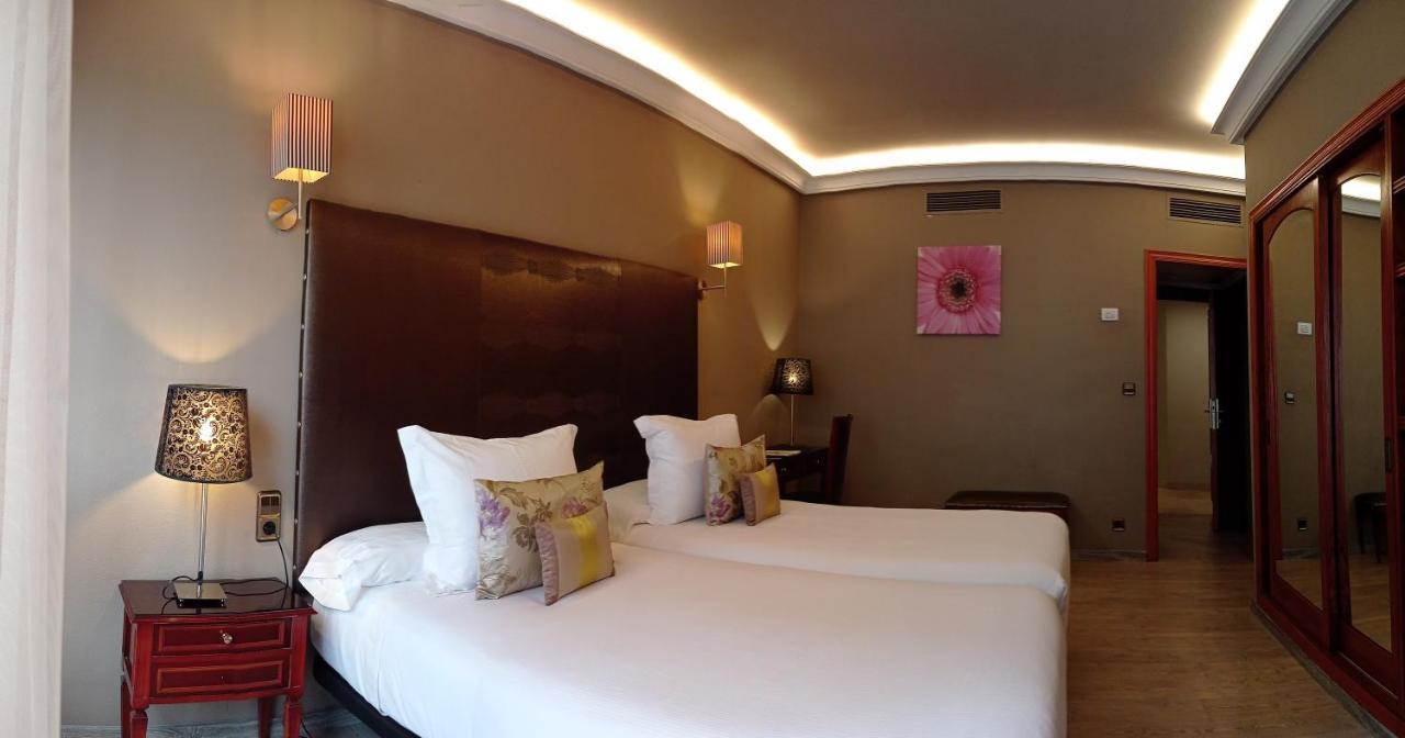 Ciudad De 4*