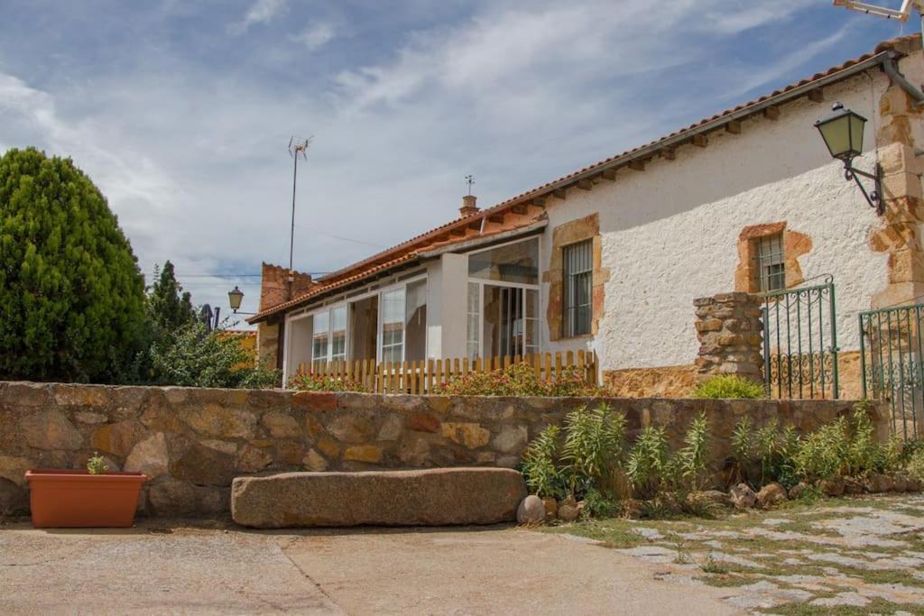 Vivienda De Uso Turístico *