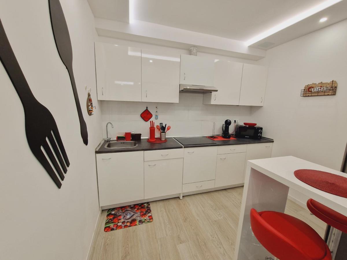 Сasa de vacaciones Daniel Beachfront, 2 Wifi Free *