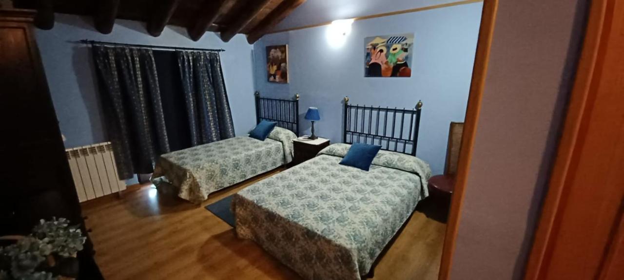 Casa Grande Villarroya de la Sierra