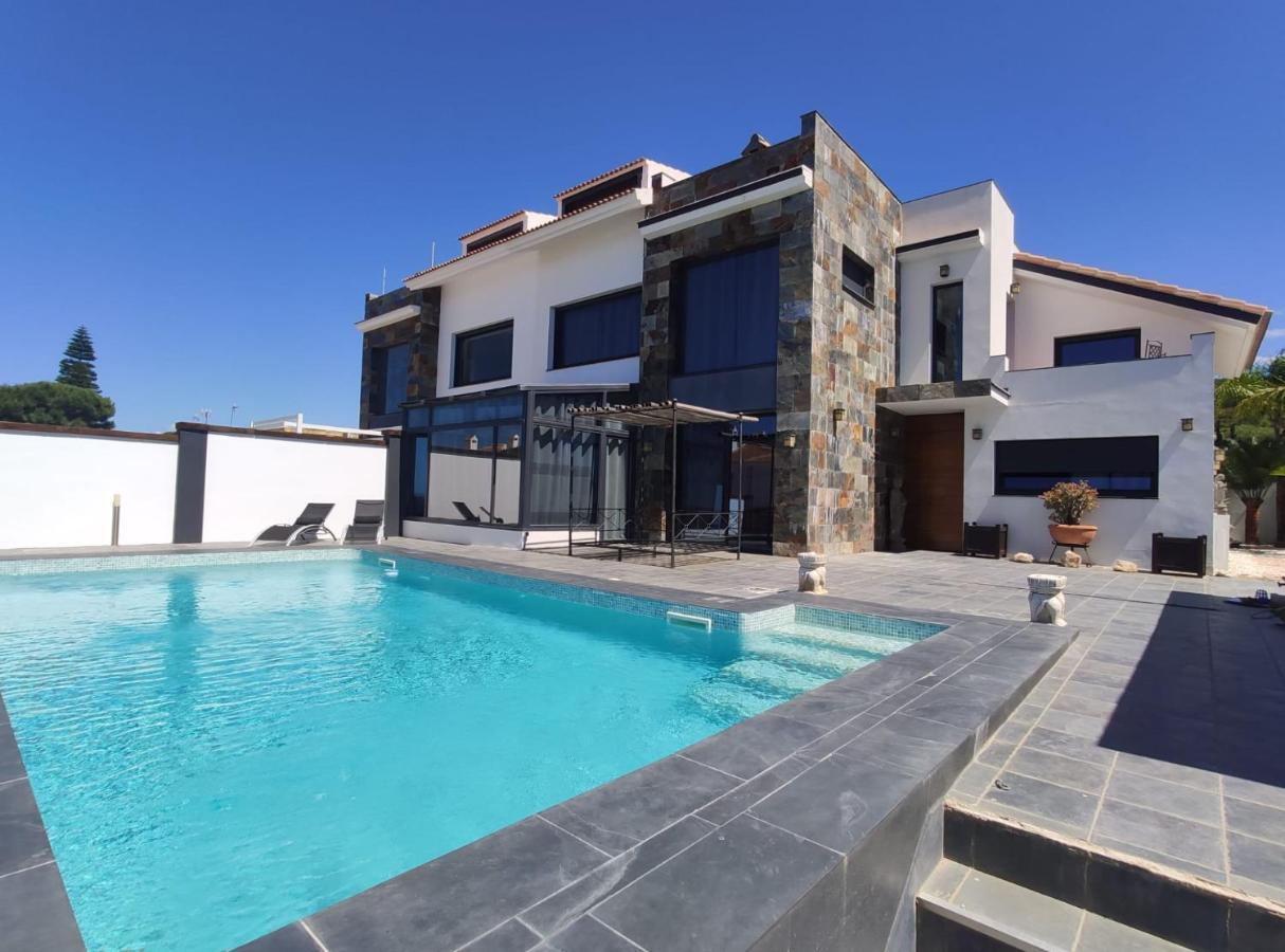 Con Piscina Privada En Сasa de vacaciones Mazagón