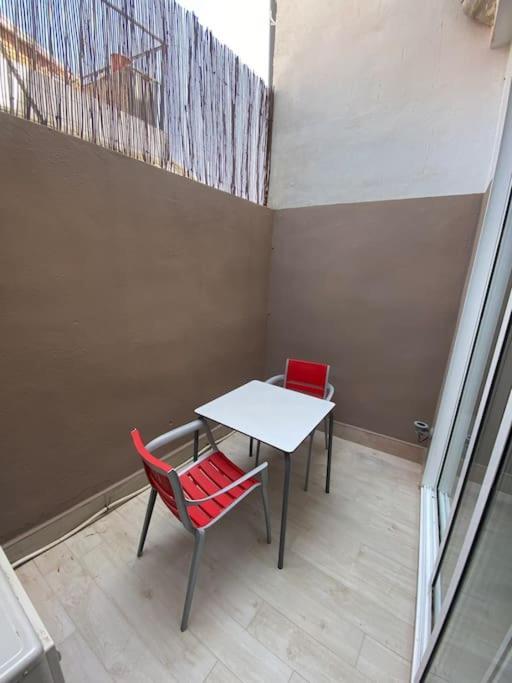 Rent Aparts Milagrosa 1 Apartment