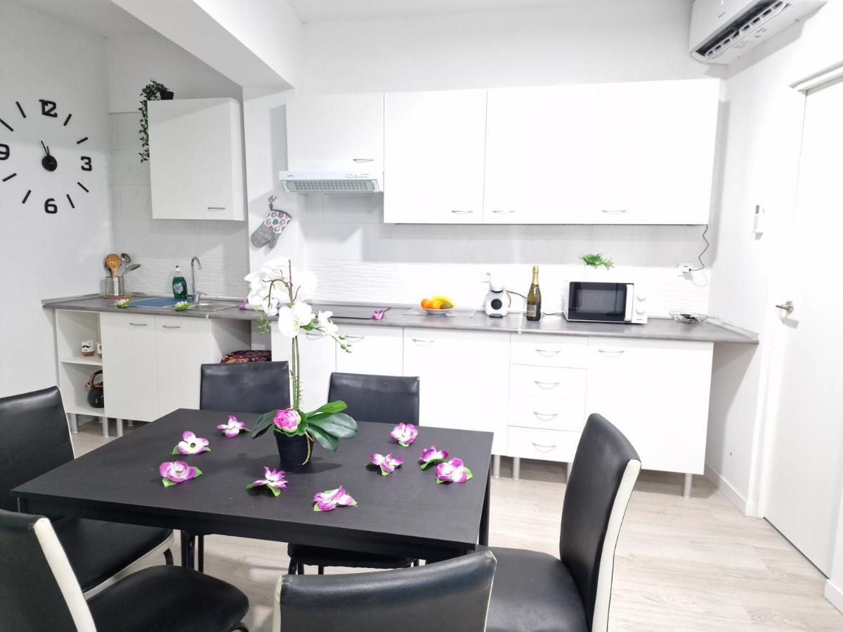 301, 2 Bedrooms, Near Playa De Americas&free Wifi Сasa de vacaciones Playa de las Américas
