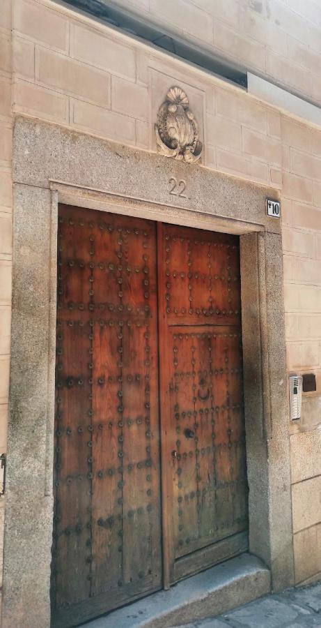 El Palacio De Nuncio