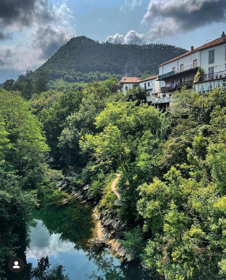 Hdec De Castaneda Turistico Puente Viesgo
