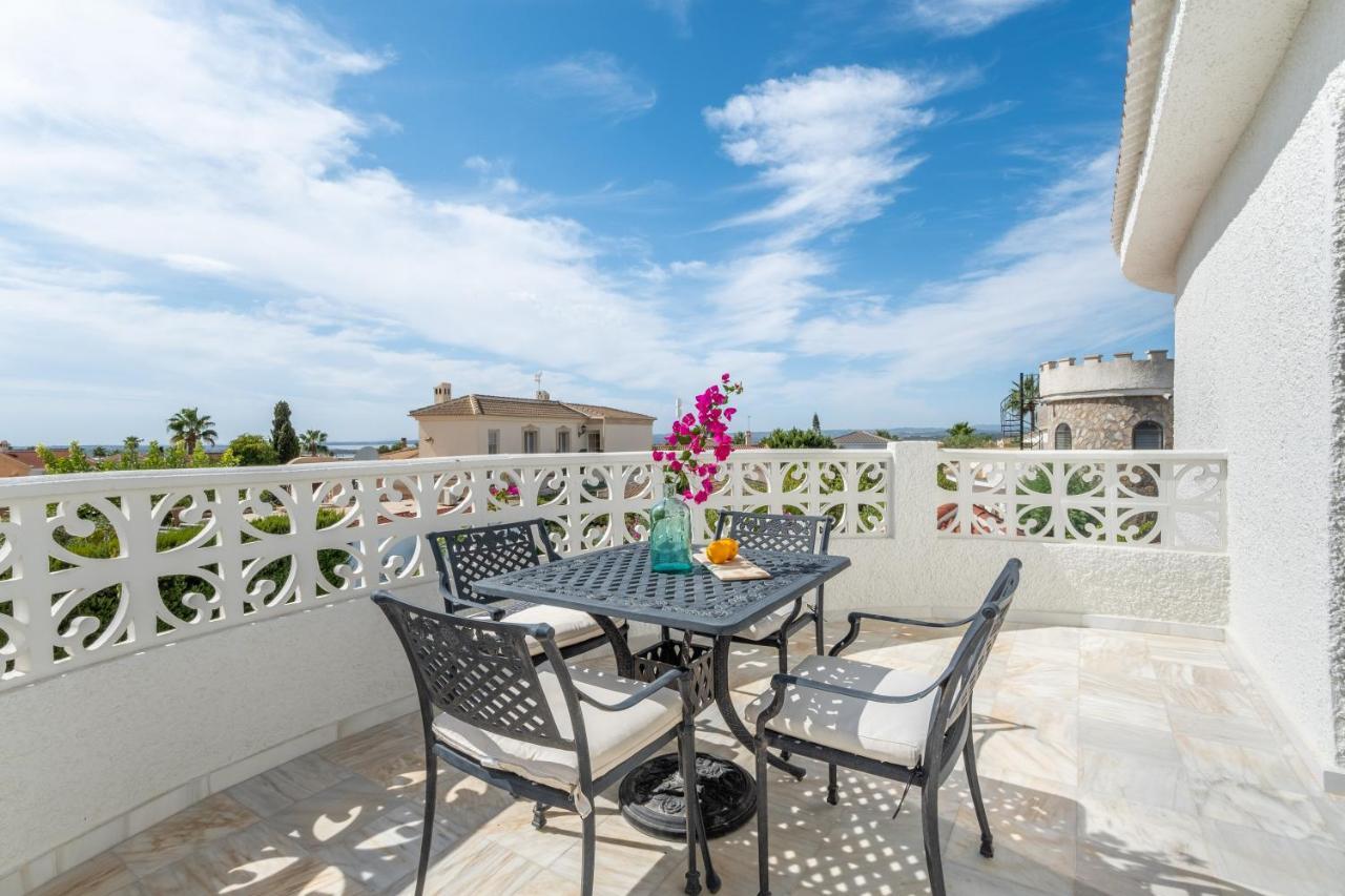 Modern With Great Location Ciudad Quesada