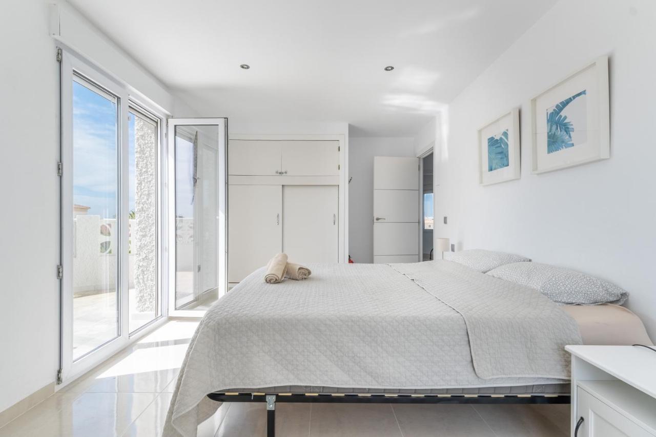 Modern With Great Location *