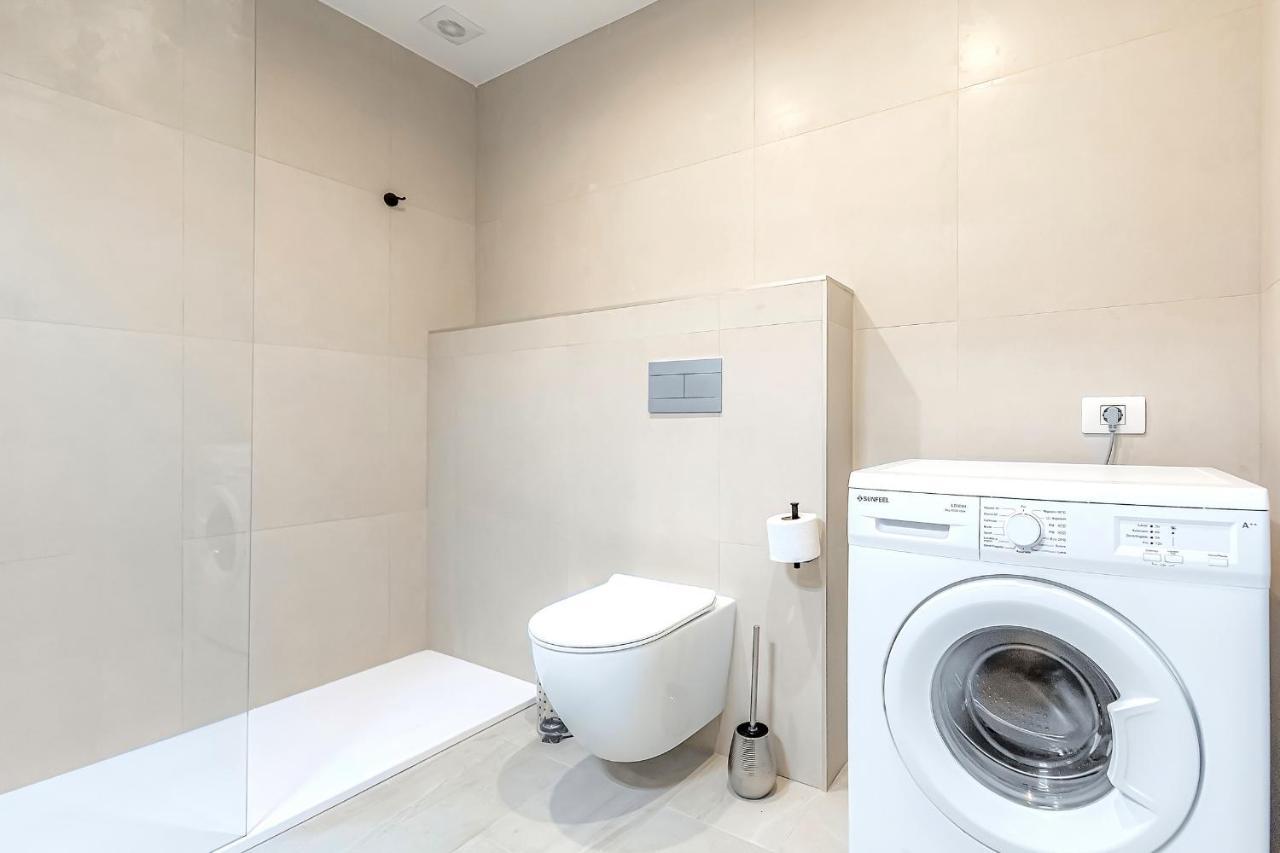 Recently Renovated Seaviews Paradise Court Apartamento