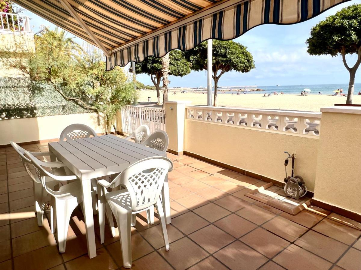 Casa Comoda Delante De La Playa Con Vista Al Mar