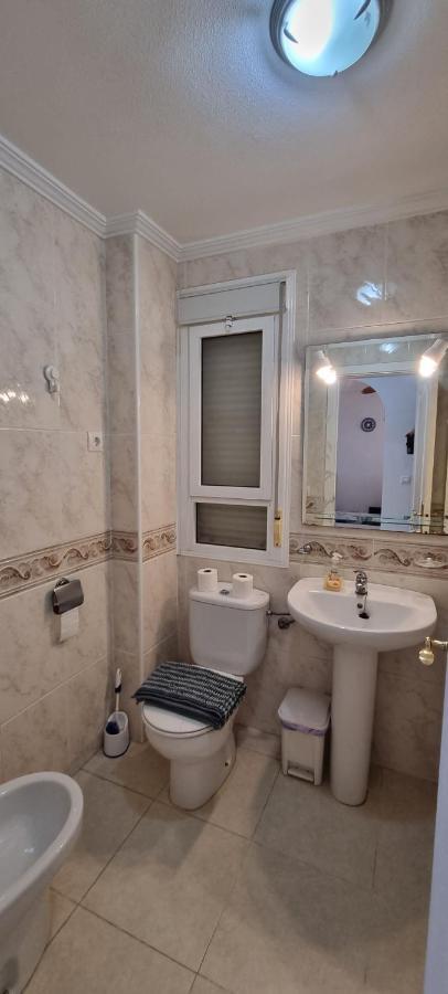 Apartamento Lovely 2 Bed, 2 Bath Apt With 2 Large Pools *