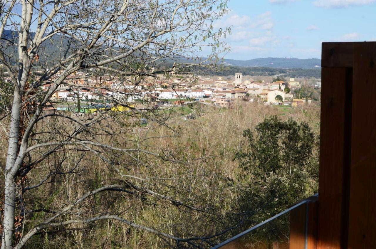 De * Besalú