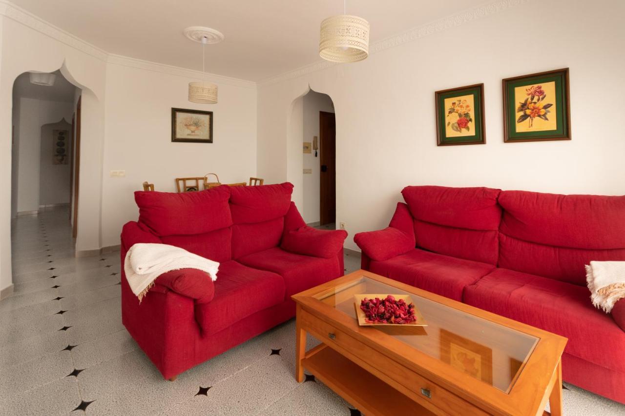 Apartment Precioso Piso De 3 Dormitorios, Cocina Y 1 Bano *