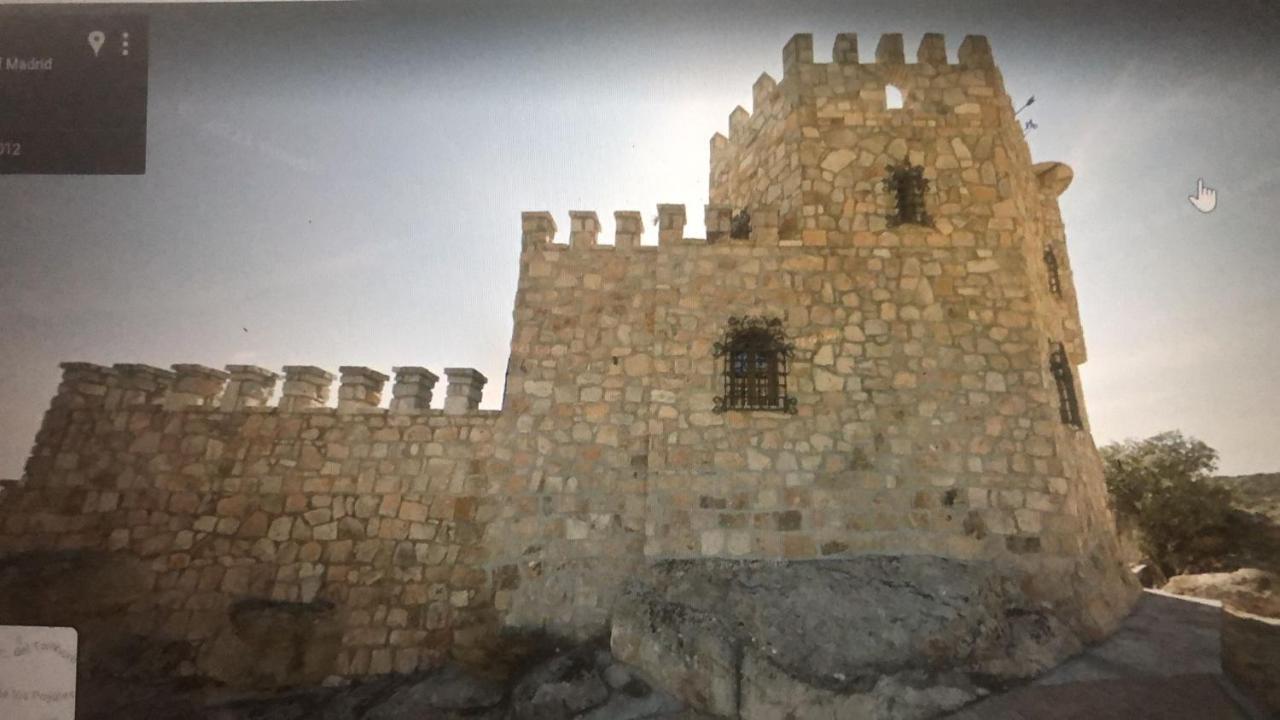 Magnífico Castillo Privado, Elevado En La Roca Chalet La Cabrera