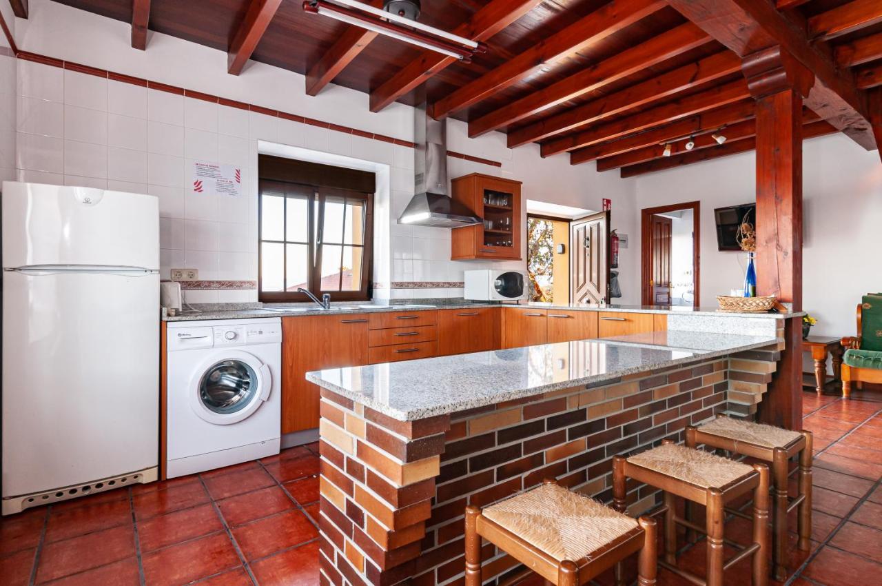 Chalet Turistico Tapia 2 Luces