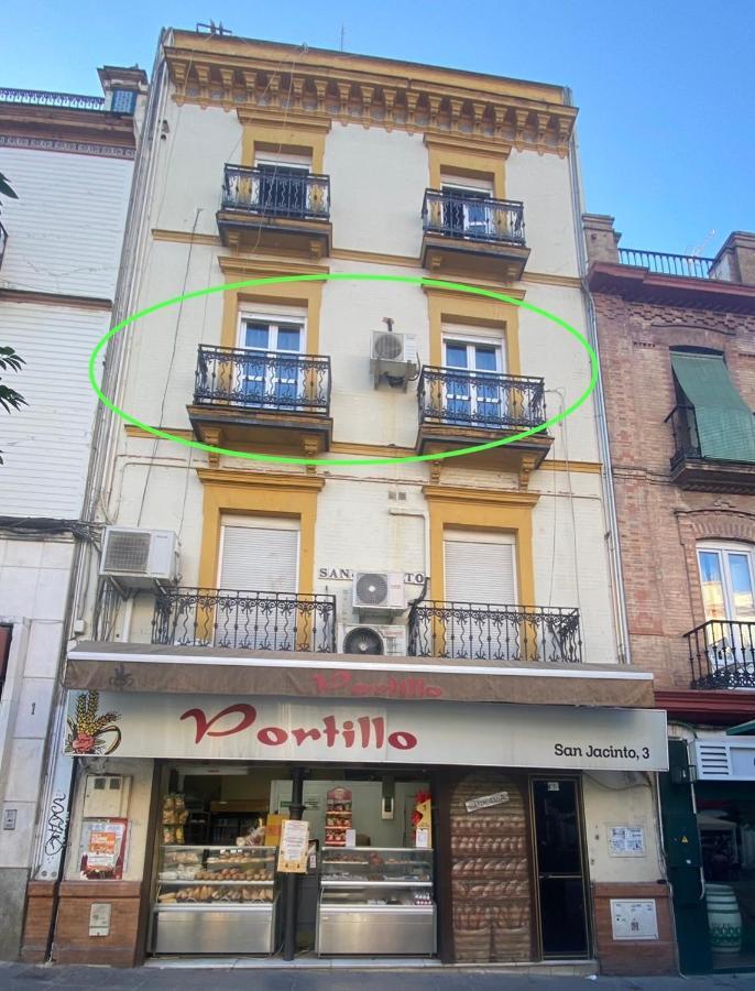 Apartamento Quattro Puente De Triana *