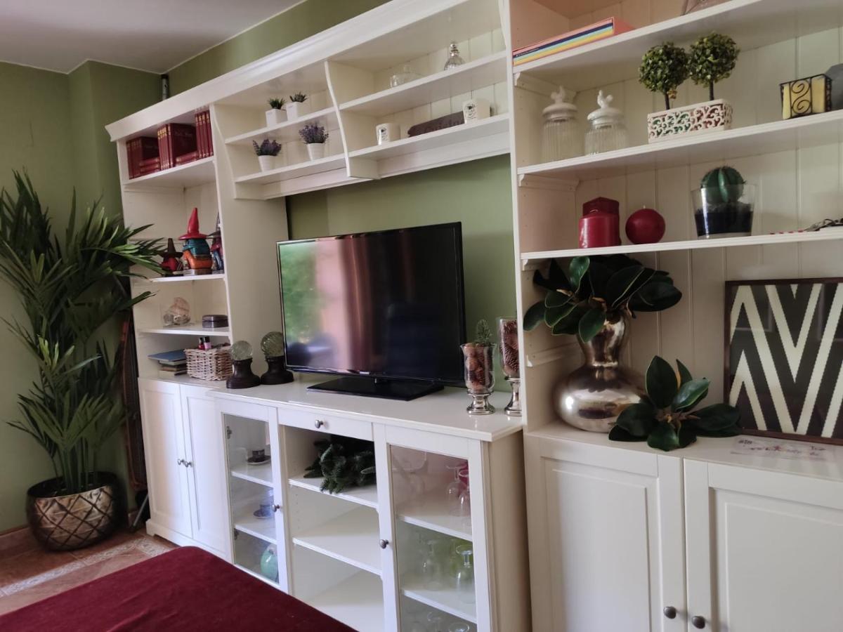 Apartamento Precioso Con Piscina Y Patio Exterior. *