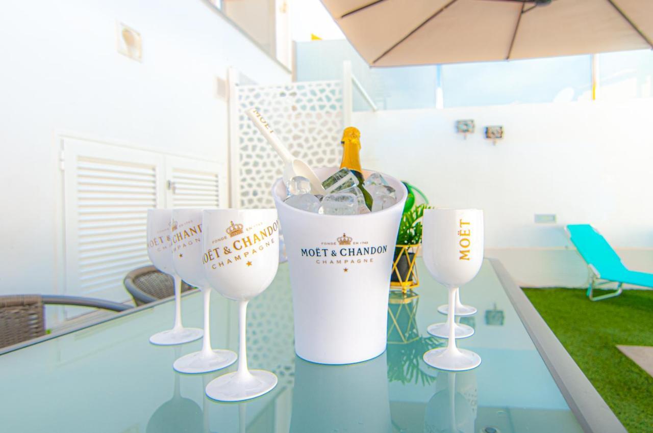 Luxury House With Private Heated Pool, Bbq And Private Parking Costa Adeje (Tenerife)
