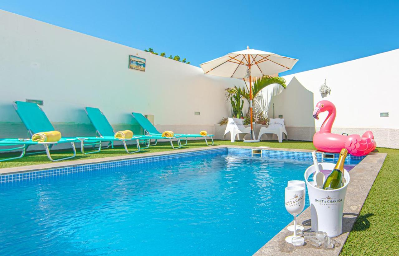 Luxury House With Private Heated Pool, Bbq And Private Parking Holiday home