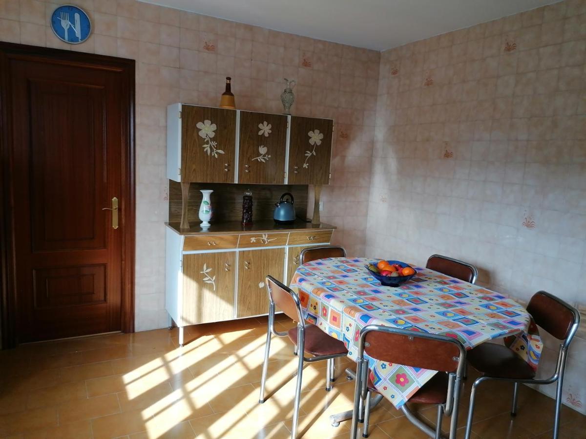 Cerca De Padrón Chalet Santa María