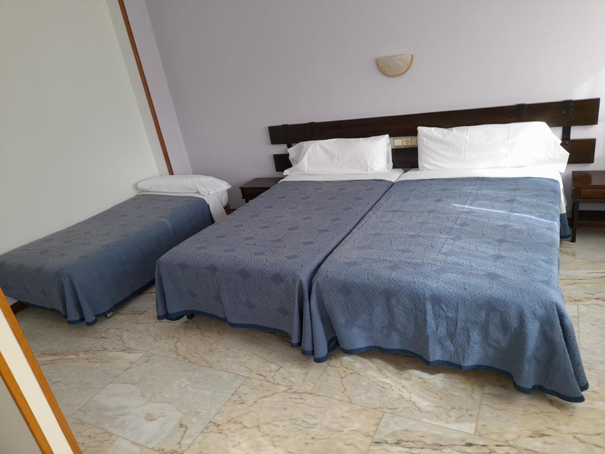 Hotel Os Carballos