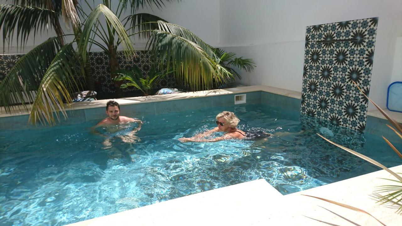 Oasis De Bornos