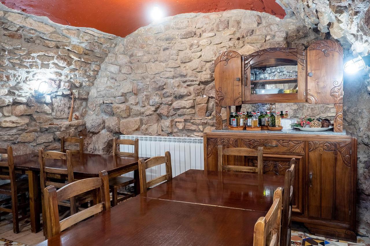 De Peregrinos En - Casa Maralotx Camino De Santiago Hostal