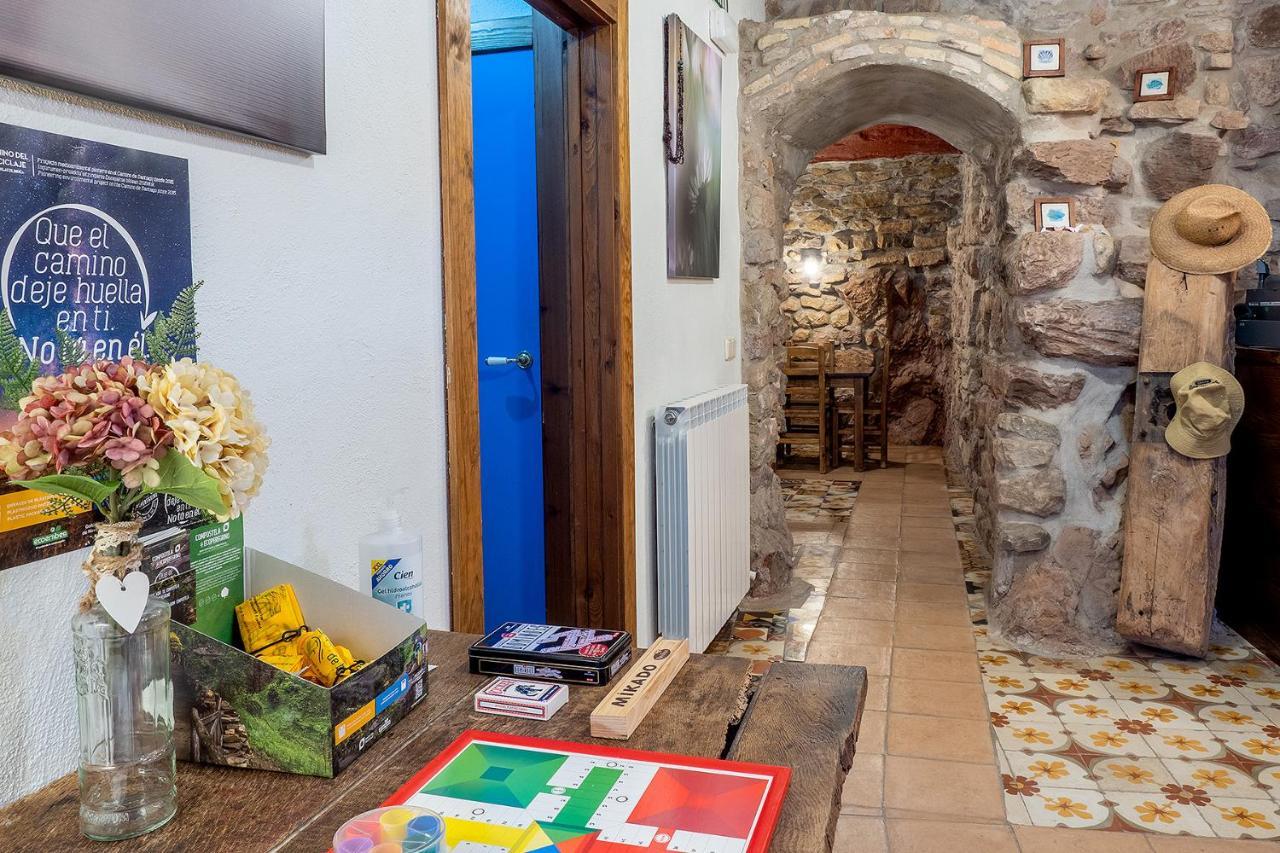 De Peregrinos En - Casa Maralotx Camino De Santiago Hostal