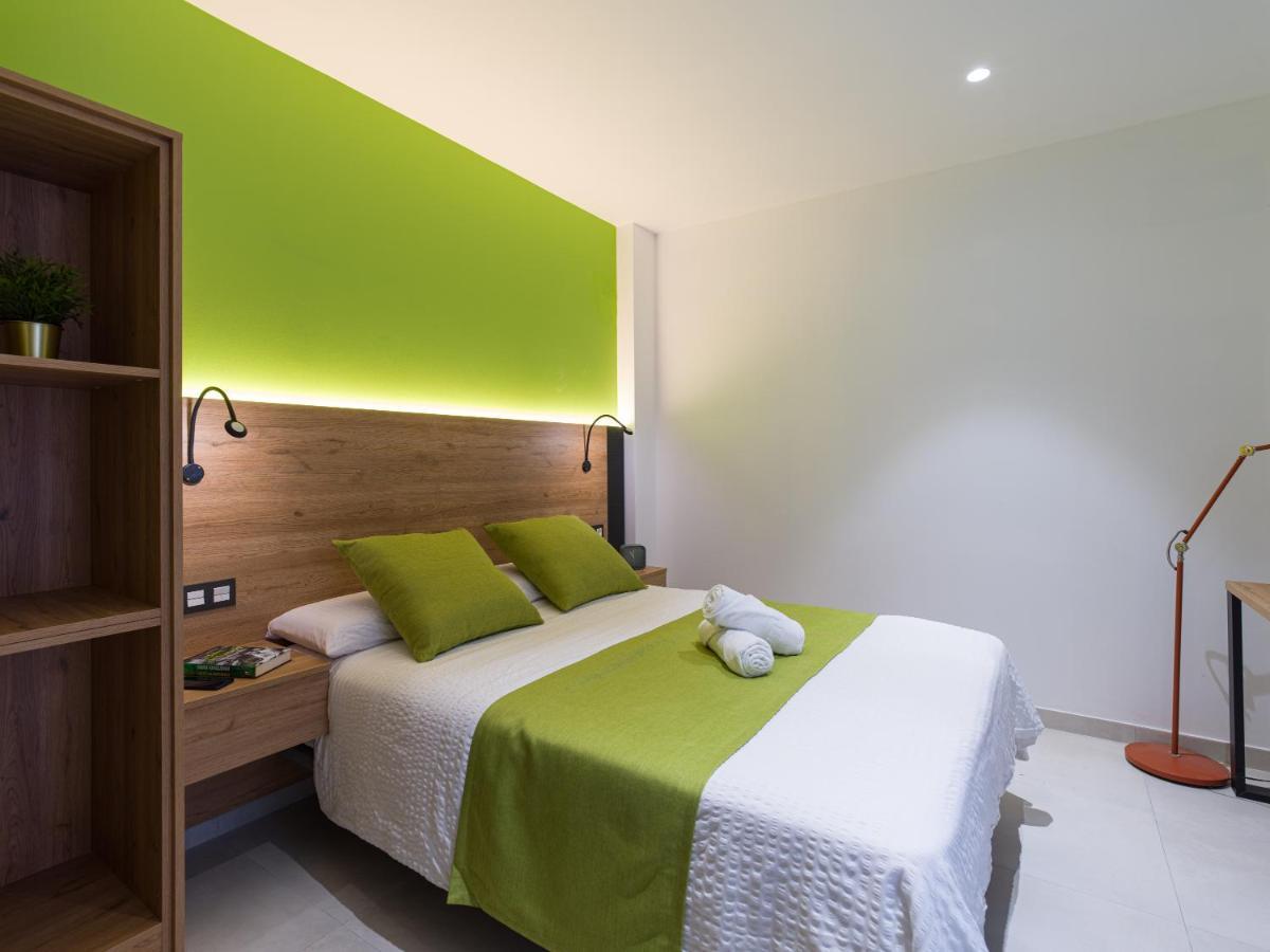 Mg Poniente Hotel