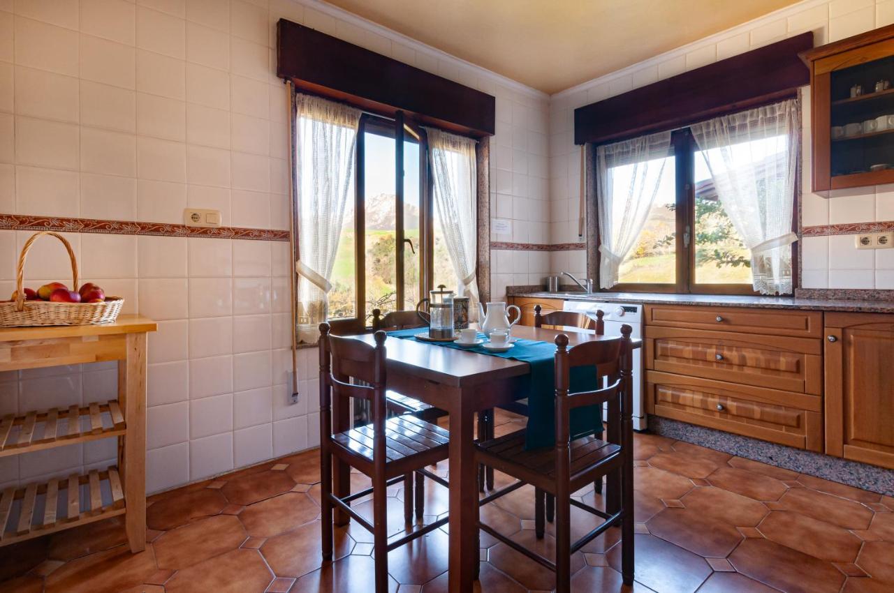 Chalet Casa A Mitad De Camino Entre Playas Y Picos De Europa Malateria