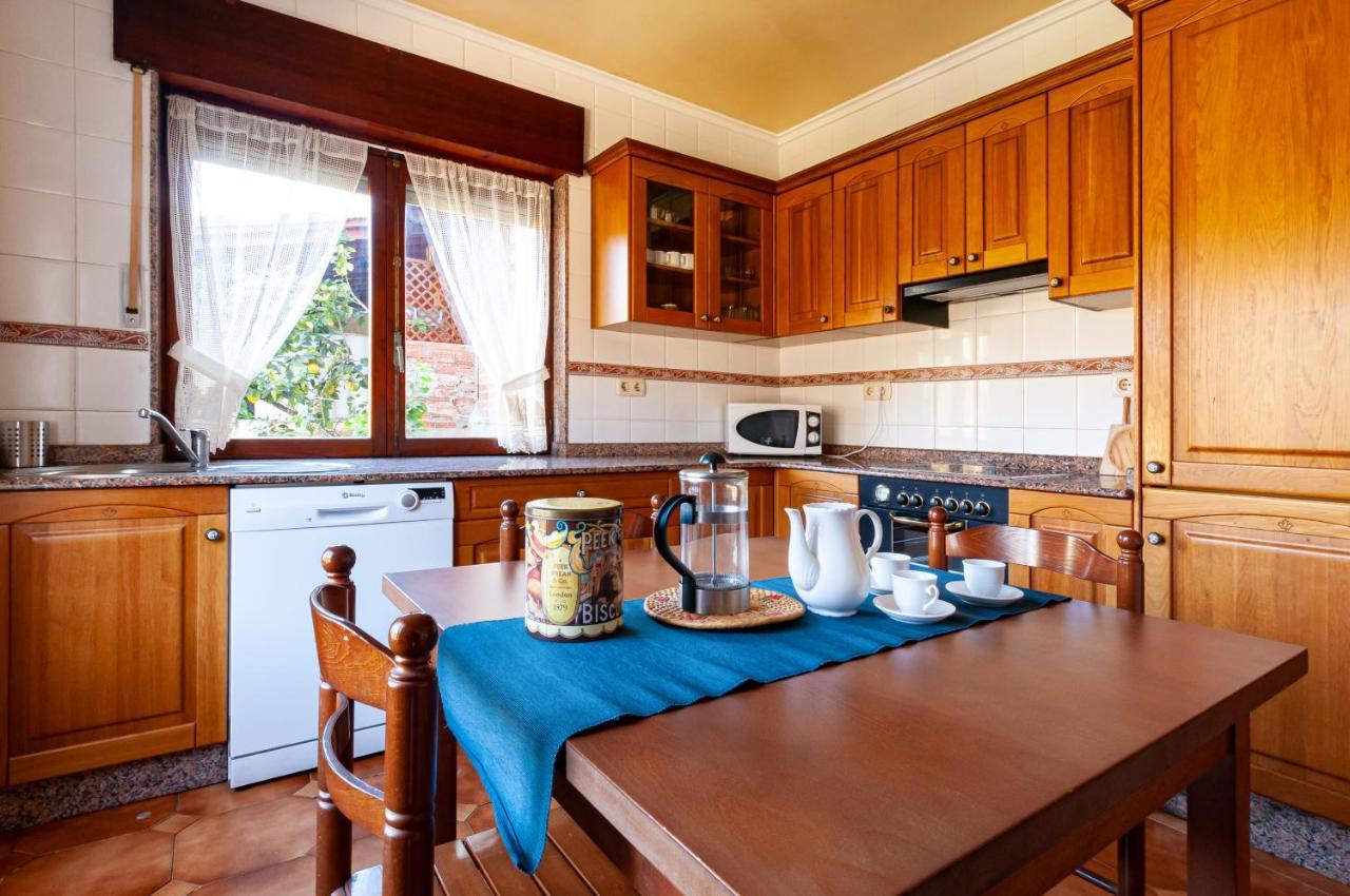 Casa A Mitad De Camino Entre Playas Y Picos De Europa Chalet Malateria