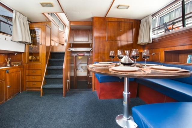 Charming Boat In Barcelona - Perfect Getaway Hotel en barco *