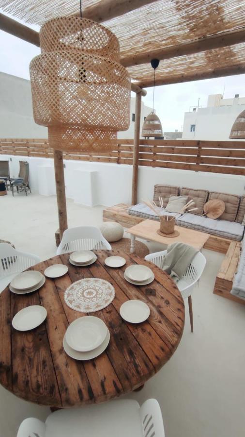 Hostal Nomad Surf House *