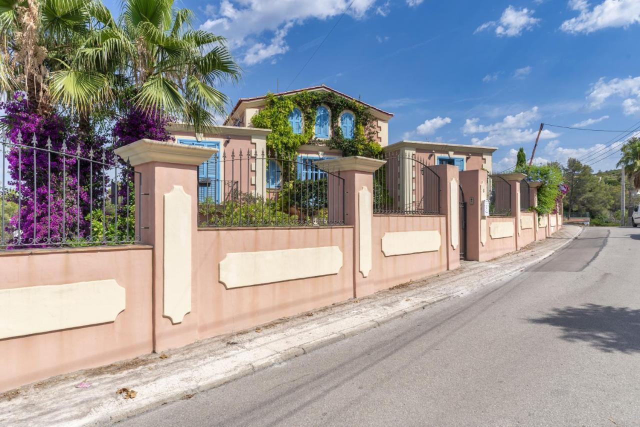 Casa Colonial Sitges Hills Villa