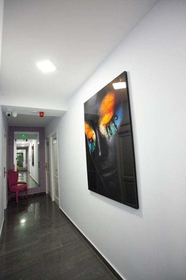 Hotel Kuve *