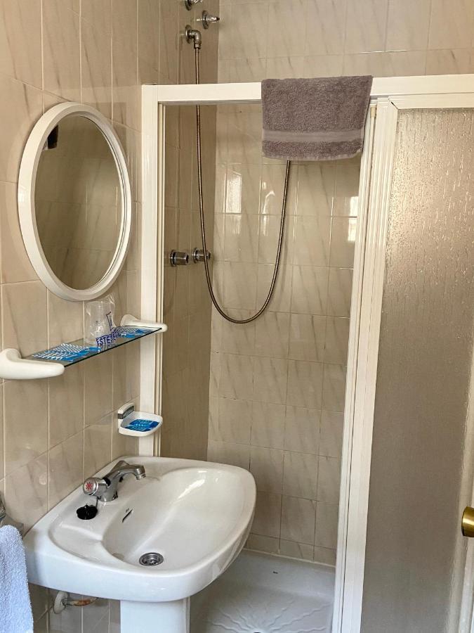 Hotel Arce *