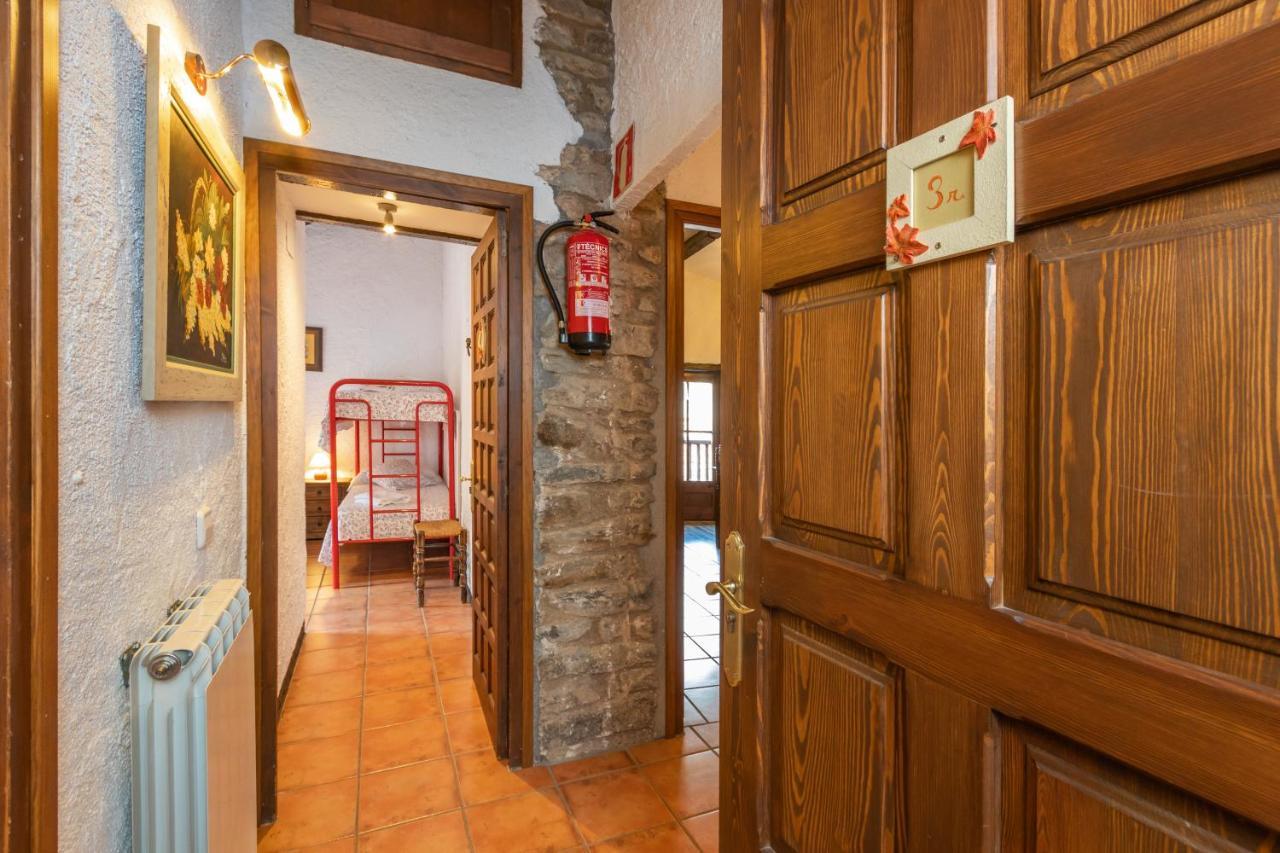 Apartamento Can Lo 3 *