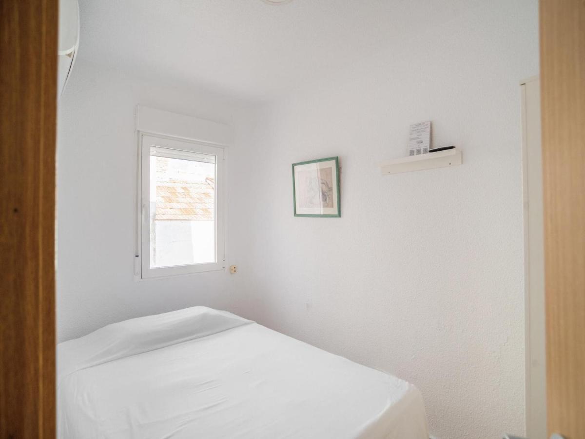 Nice In With Air Conditioning Apartment *