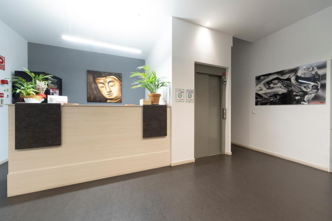 Epsilon Hotel *