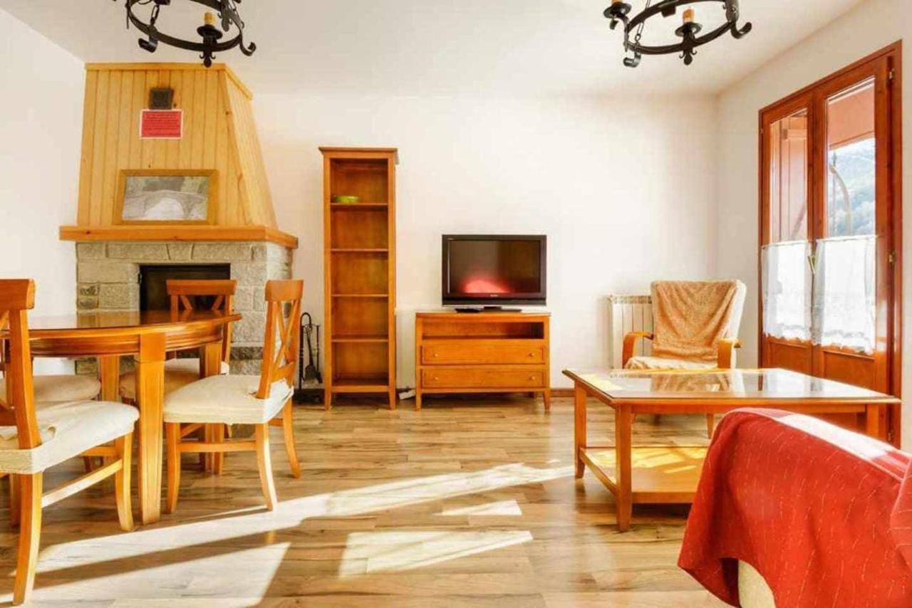 Edificio Caperan 2hab O Hab Familiar Wowrural Apartment Panticosa
