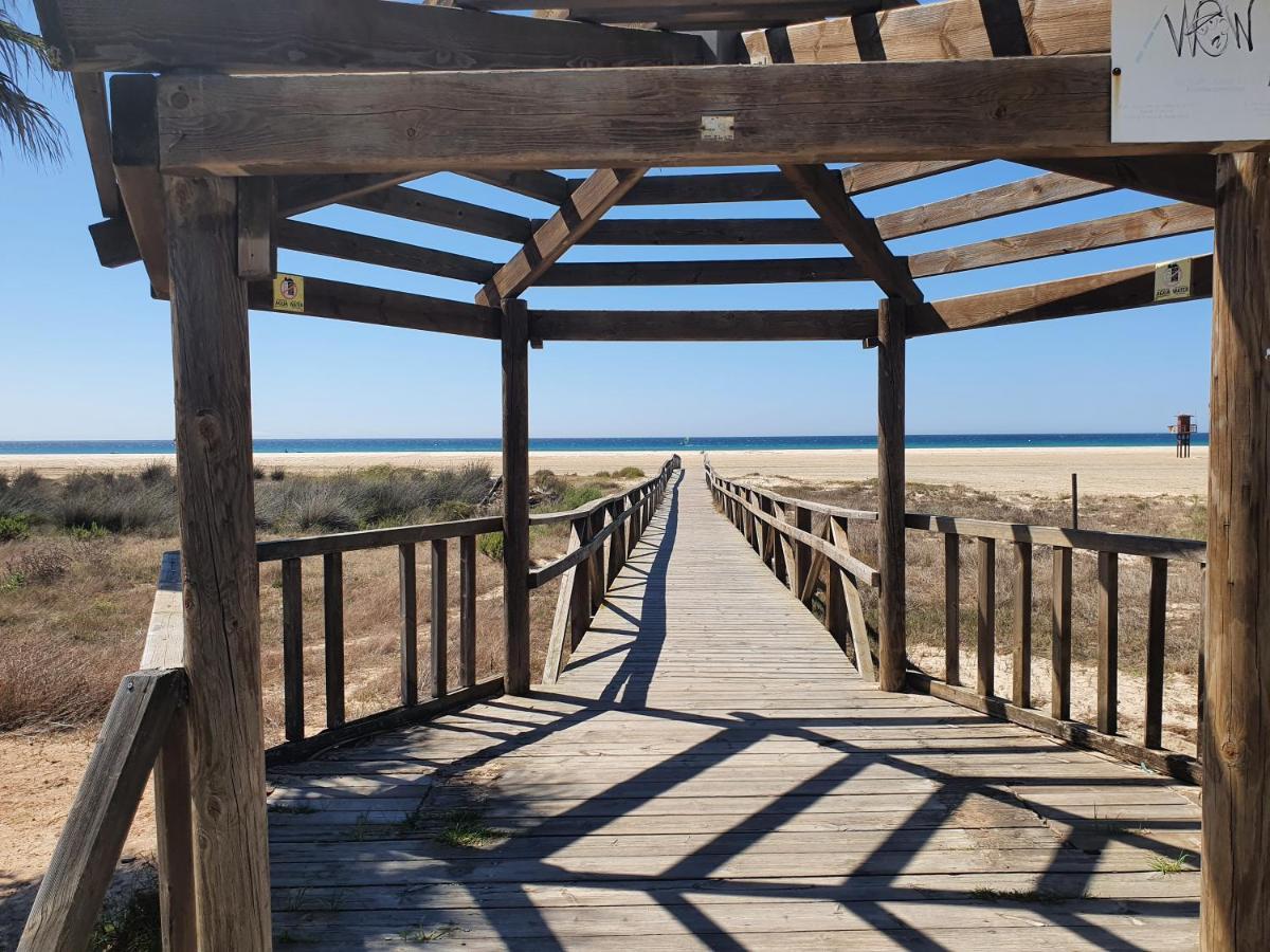 La Tortuga I, Encantador Con Garaje En Primera Línea De Playa * Tarifa