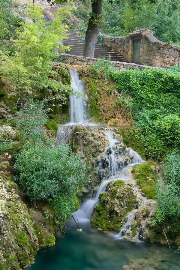 El Salto Del Agua Auténtico El Molino De La Cascada Orbaneja *