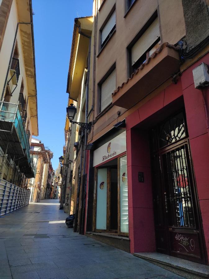 Apartacuento Con Terraza Casco Antiguo Apartamento *