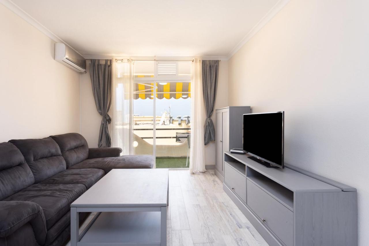 Marina Palace, Apto Con Estilo Y Vistas A La Piscina Apartamento