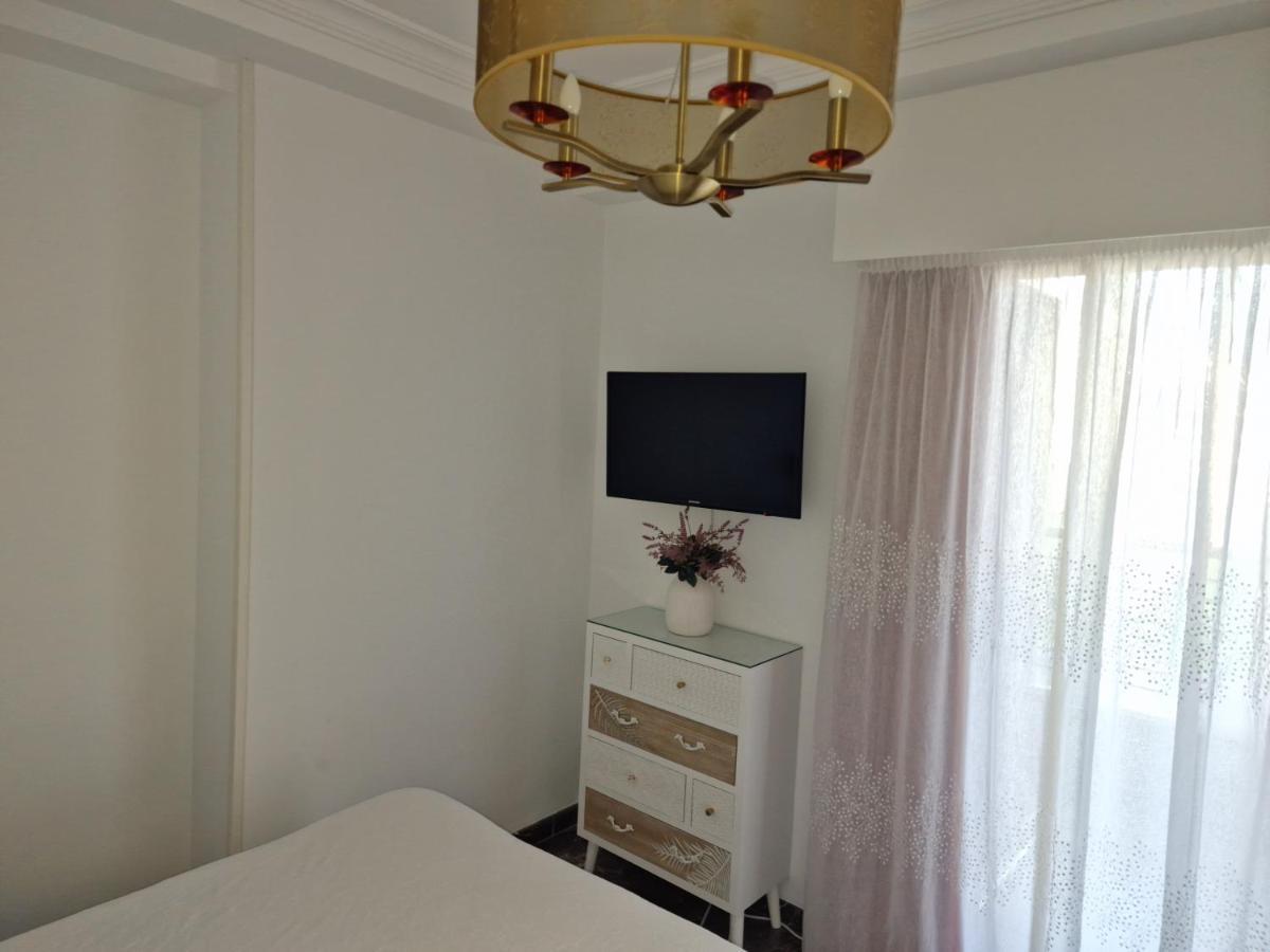 Apartamento De Lujo En Playa Poniente Apartamento *