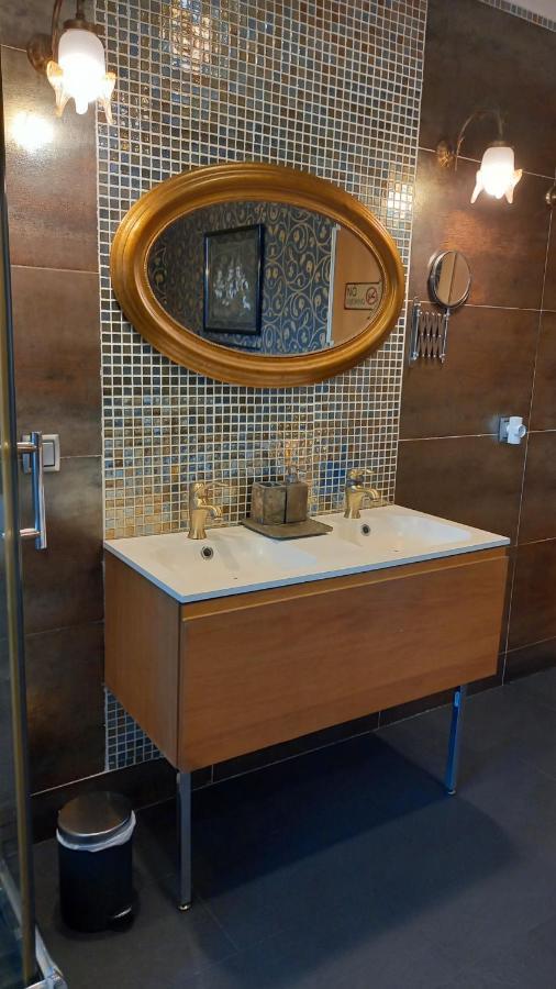 Vila Olimpica Studio Apartment