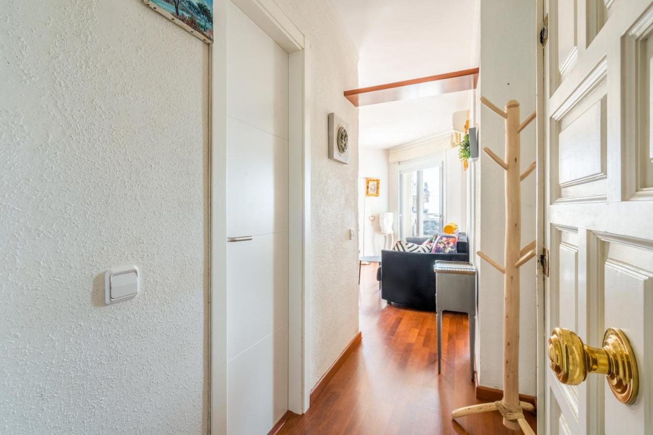 Welcs Con Terraza Y Viistas Al Mar Apartamento Ampuriabrava