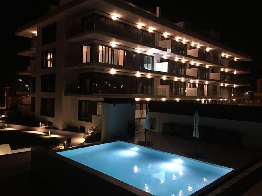 En Edificio Nuevo Con Piscina Apartamento Portonovo