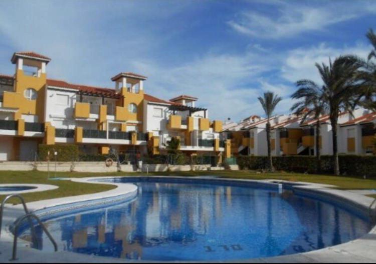 Salinas De Apartment *