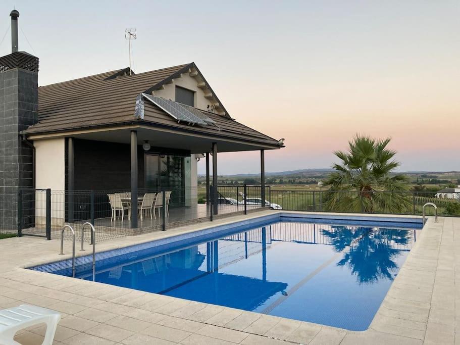Сasa de vacaciones Paraje Valdefuentes ** Montehermoso