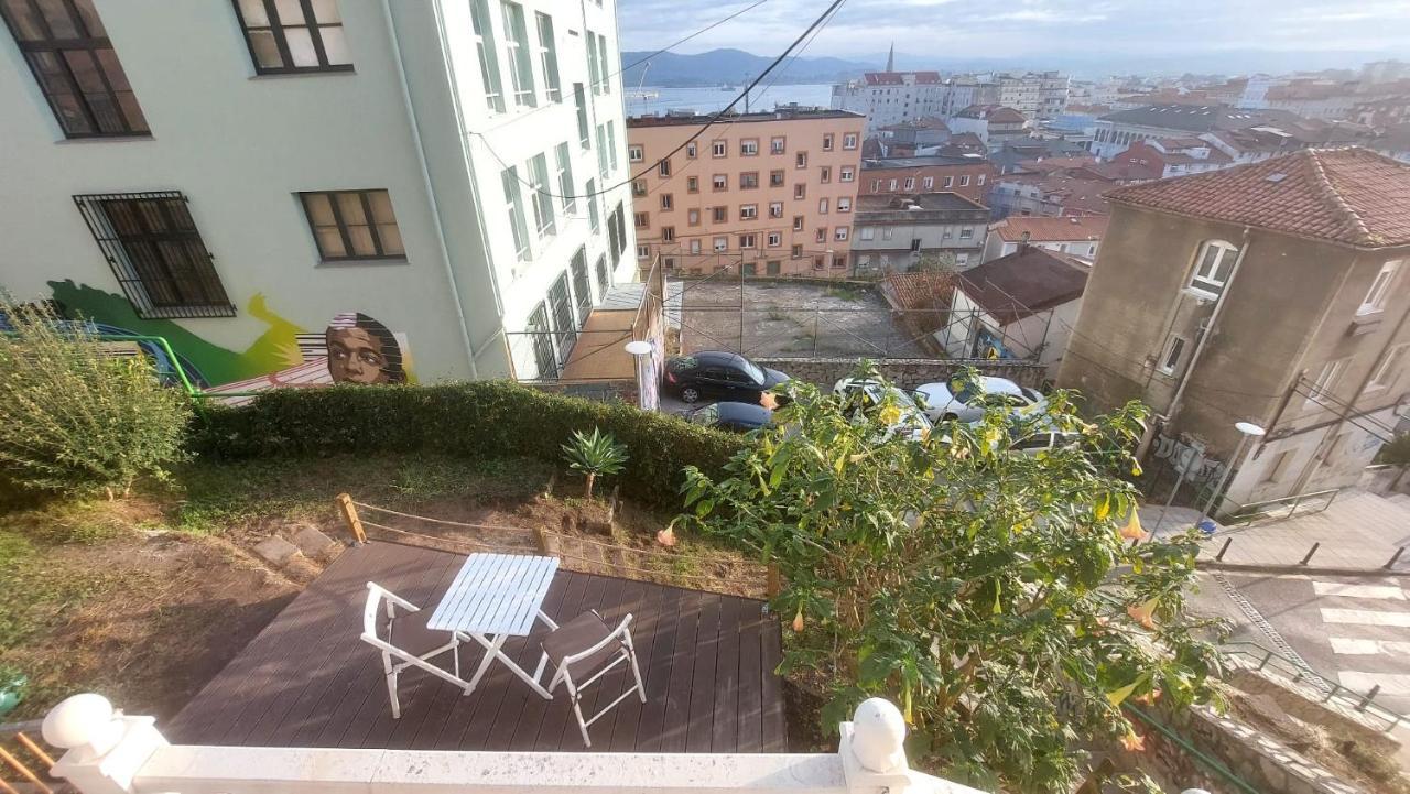 Acogedor Bajo Con Jardín En El Centro De Apartamento *